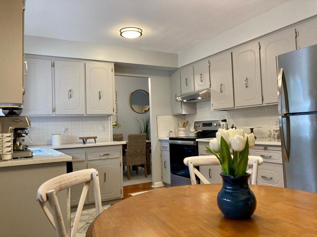 Three Bedroom Villa Near Cleveland Clinic, Case Western, University Hospitals South Euclid Exteriör bild
